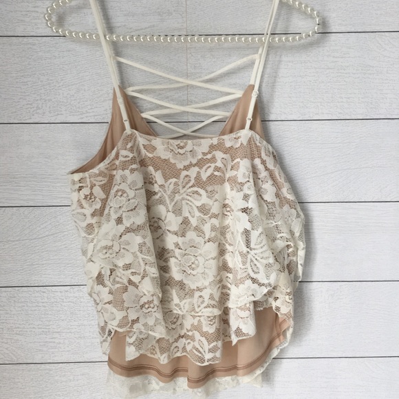 Gorgeous Express cream lace strappy tank✨medium - Picture 2 of 4
